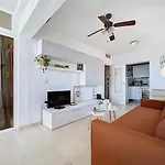 Azurea - Levante Beachfront