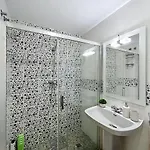 Апартаменты Azurea - Levante Beachfront
